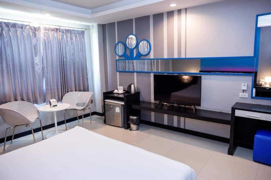 Capital O 75514 Vasidtee City Hotel Suphan Buri Eksteriør bilde