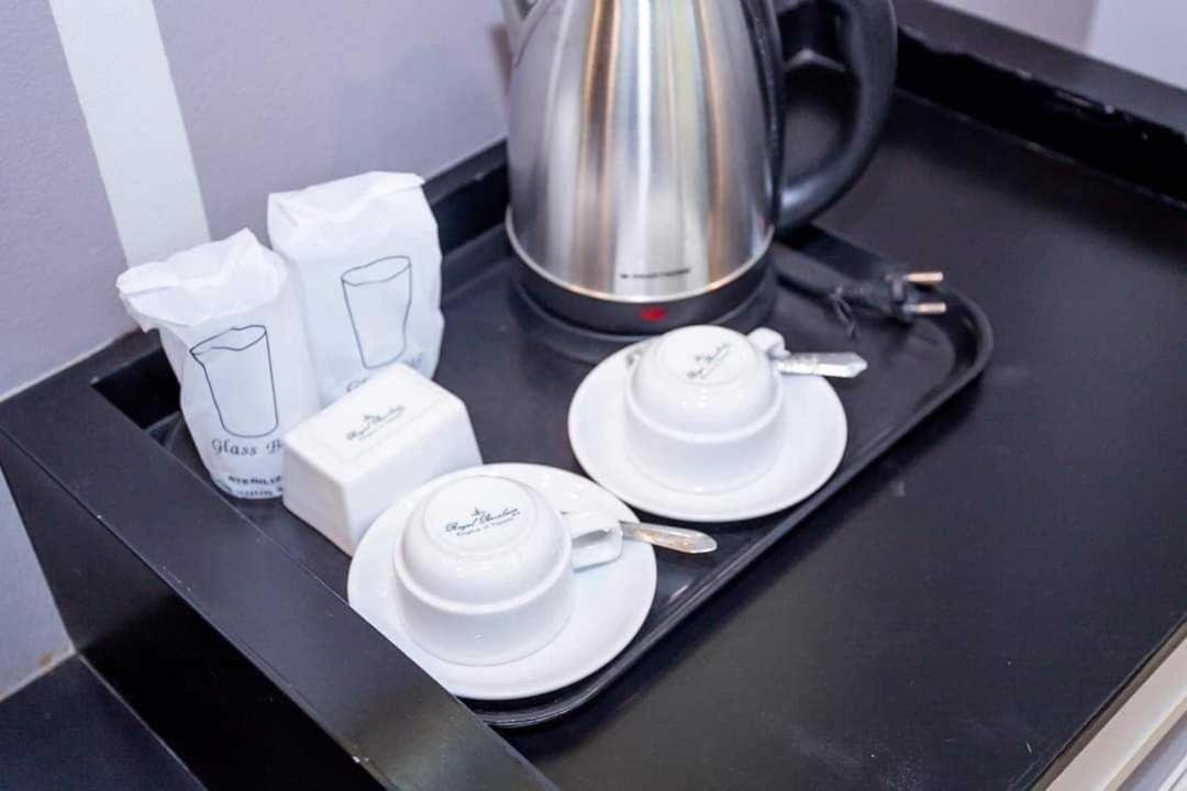 Capital O 75514 Vasidtee City Hotel Suphan Buri Eksteriør bilde