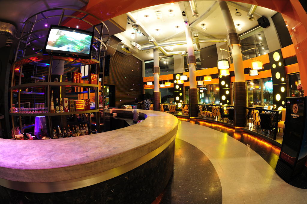 Capital O 75514 Vasidtee City Hotel Suphan Buri Eksteriør bilde